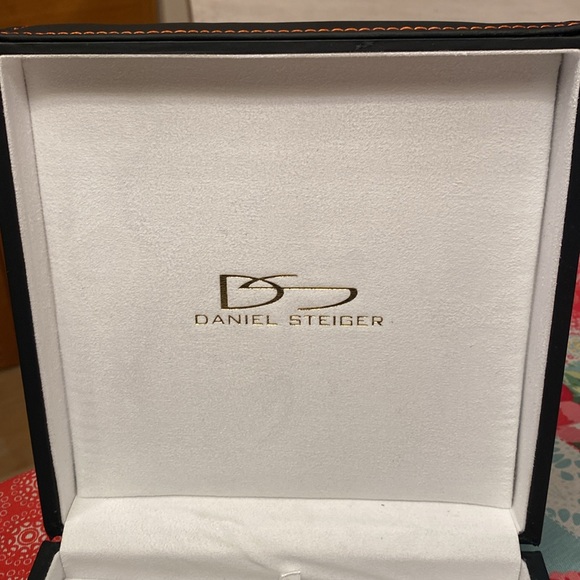 Daniel Steger box only. For Watches or necklaces. - Picture 2 of 7